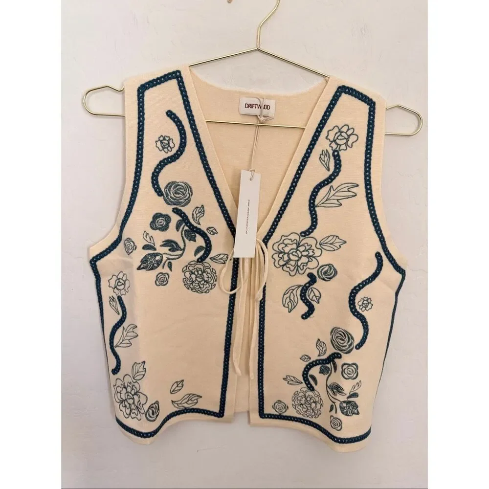 Driftwood Ravishing Roses Bohemian Vest Size Medium NWT - Picture 4 of 6